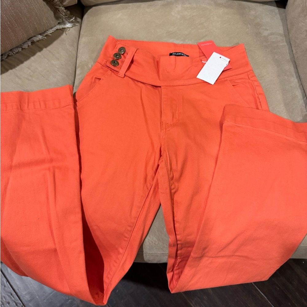 Flamingo brand , size small